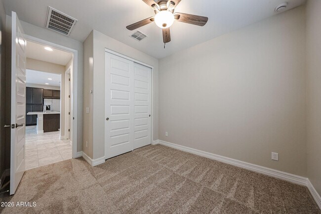 Building Photo - 14770 W Smoketree Dr