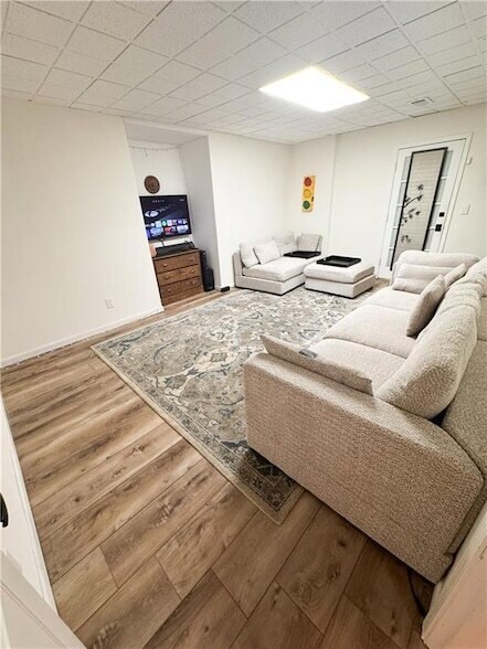 Building Photo - 5053 Wood Haven Ct