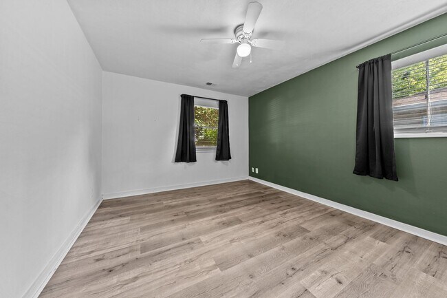 Building Photo - 3-Bedroom Ranch Home