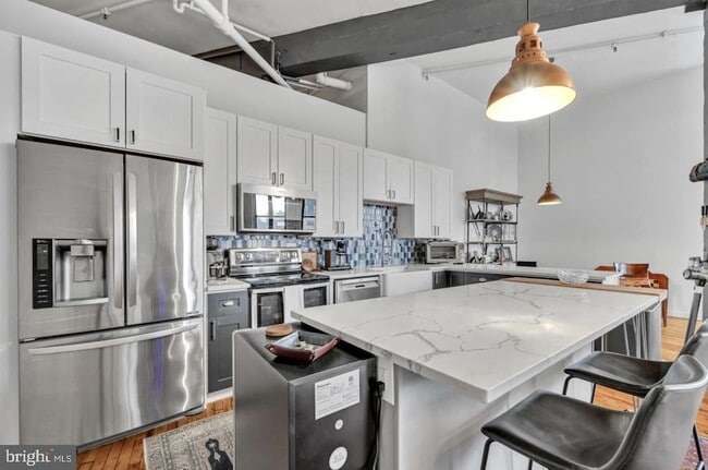 Building Photo - 428-40 N 13th St