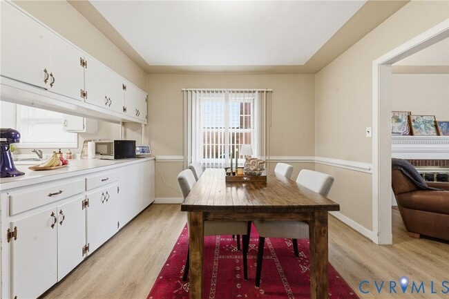 Building Photo - 4910 Monumental St