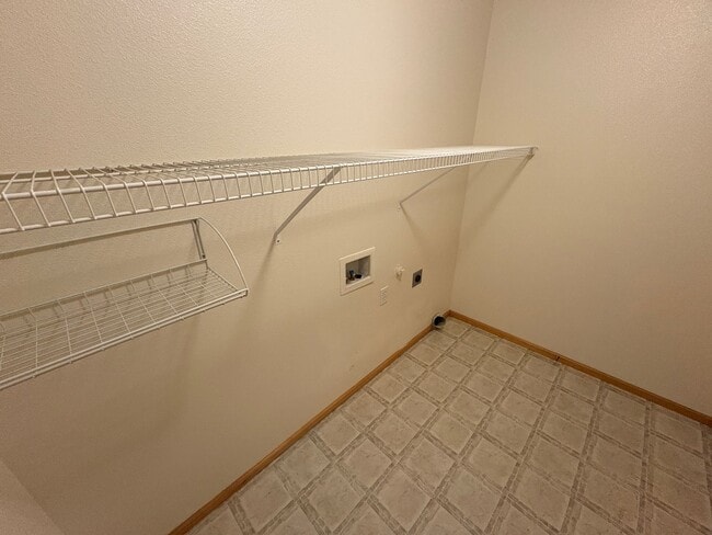 Building Photo - 3515 Malland Ct