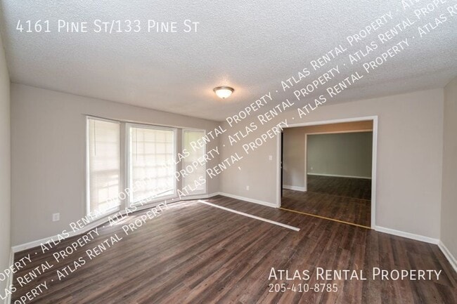 Building Photo - 4161 Pine St