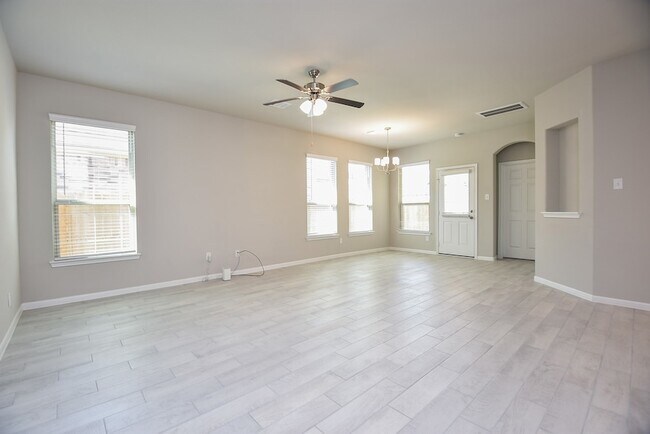 Building Photo - 1428 Sundown Gln Ln