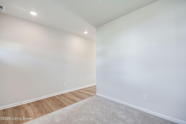 Building Photo - 16909 Aiken Rdg Cir