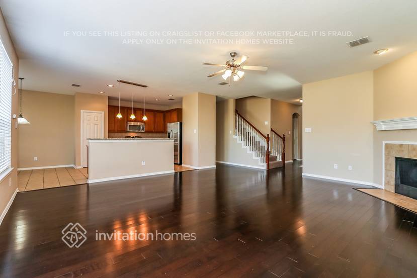 Building Photo - 12301 Macaroon Ln