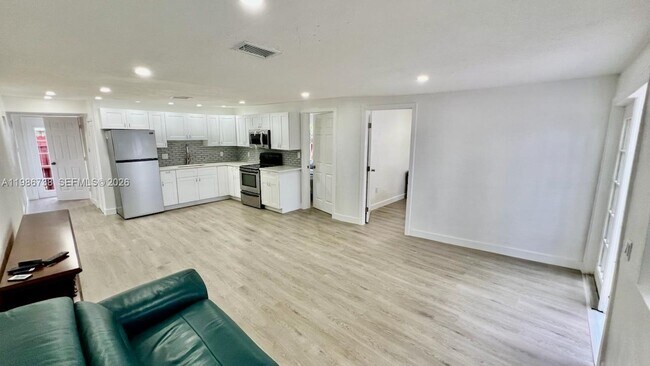 Building Photo - 48 SW 14th St