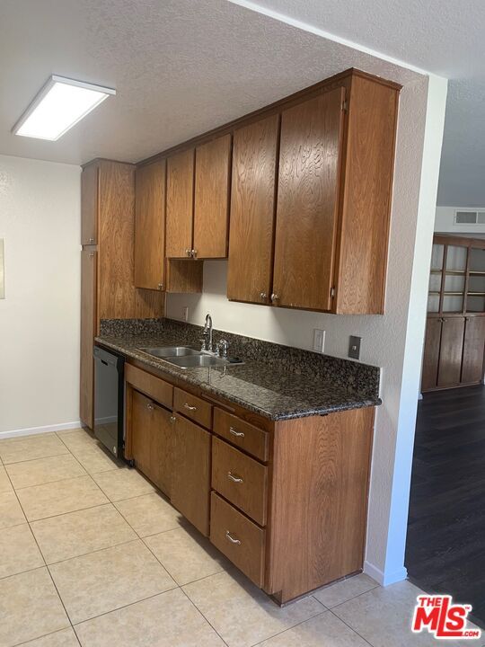 Building Photo - 4353 Coldwater Canyon Ave
