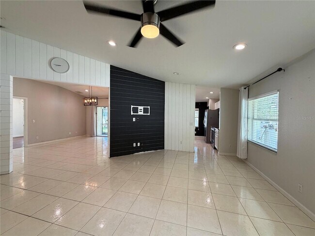 Building Photo - 4426 Windsong Ave