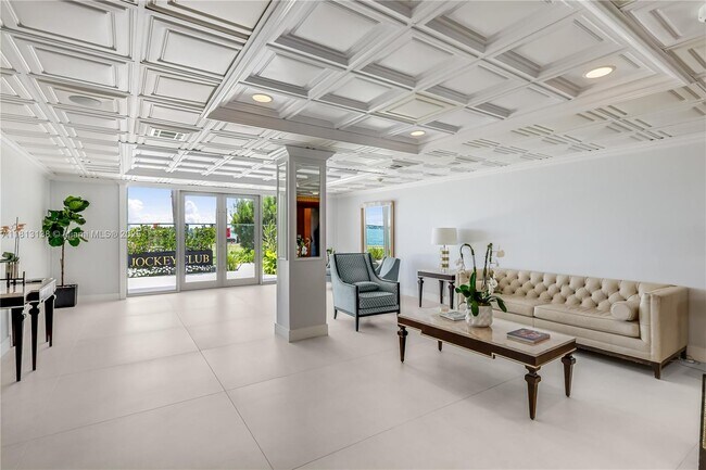 Building Photo - 11111 Biscayne Blvd