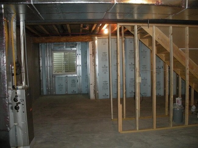 Building Photo - 86 Harris St