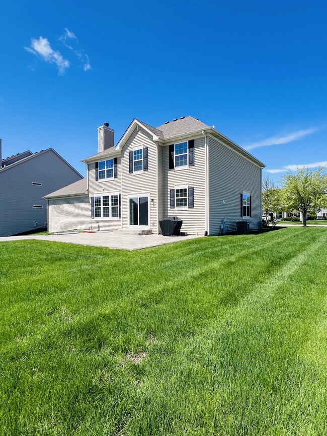 Building Photo - 9632 Schaffner Dr
