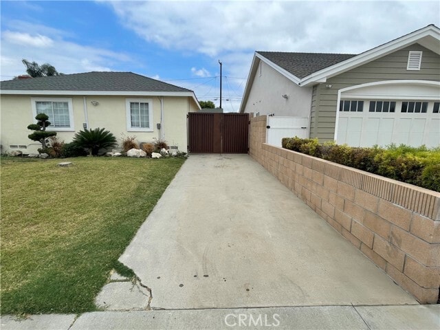 Building Photo - 18023 Grayland Ave
