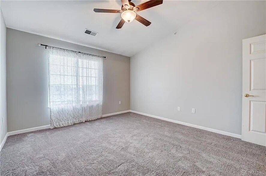 Building Photo - 3044 Westminster Dr