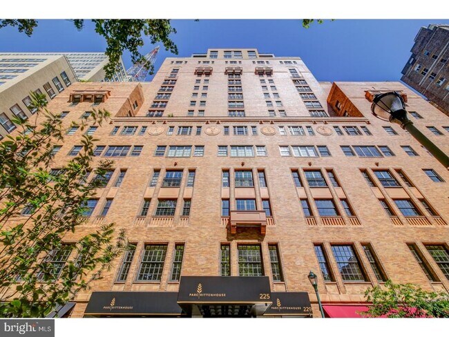 Building Photo - 219 S 18th St