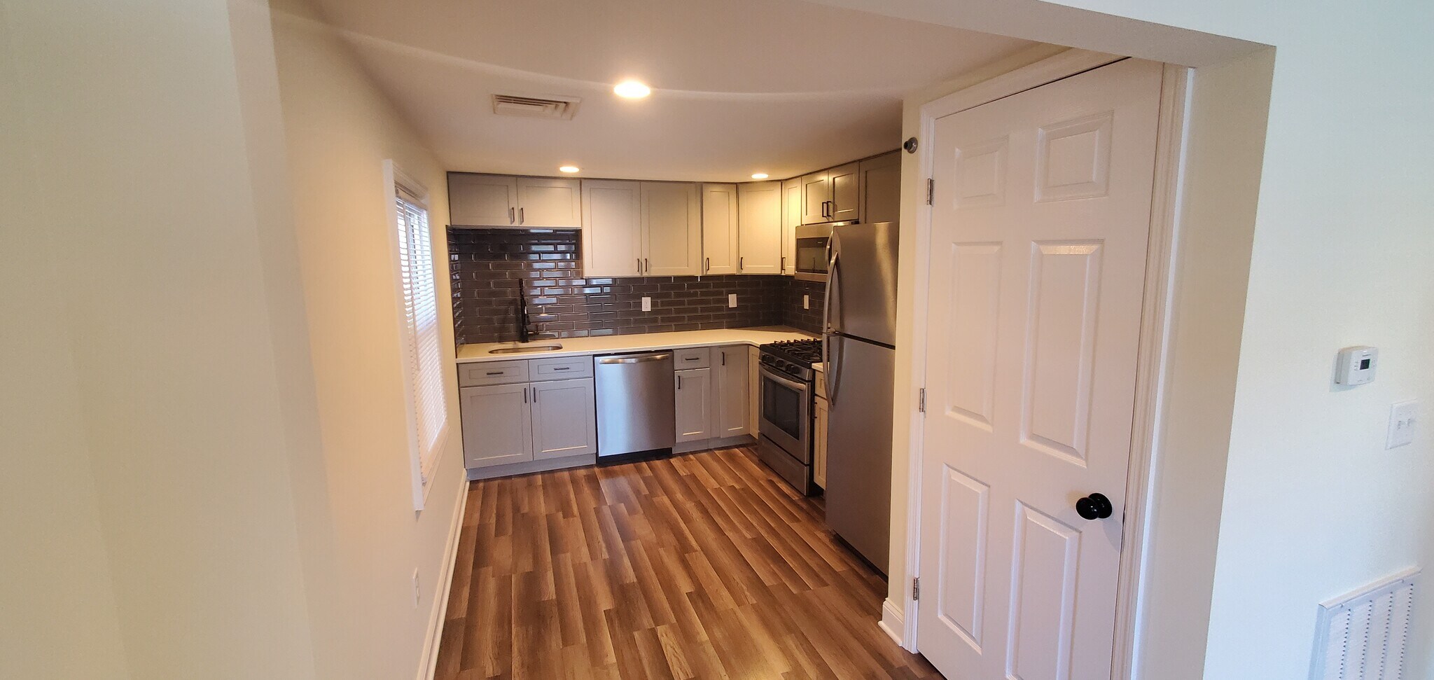 Kitchen - 4 Katherine Rd