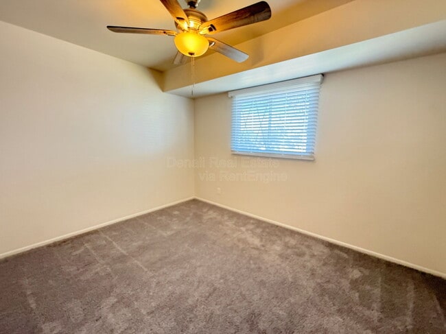 Building Photo - 6742 N 43rd Ave