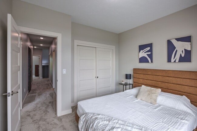 Building Photo - Modern 3BR Retreat | Penthouse + Skyline Views - Fully Furnished Option