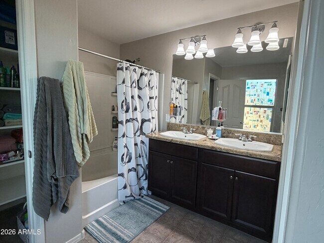 Building Photo - 25706 122nd Ave