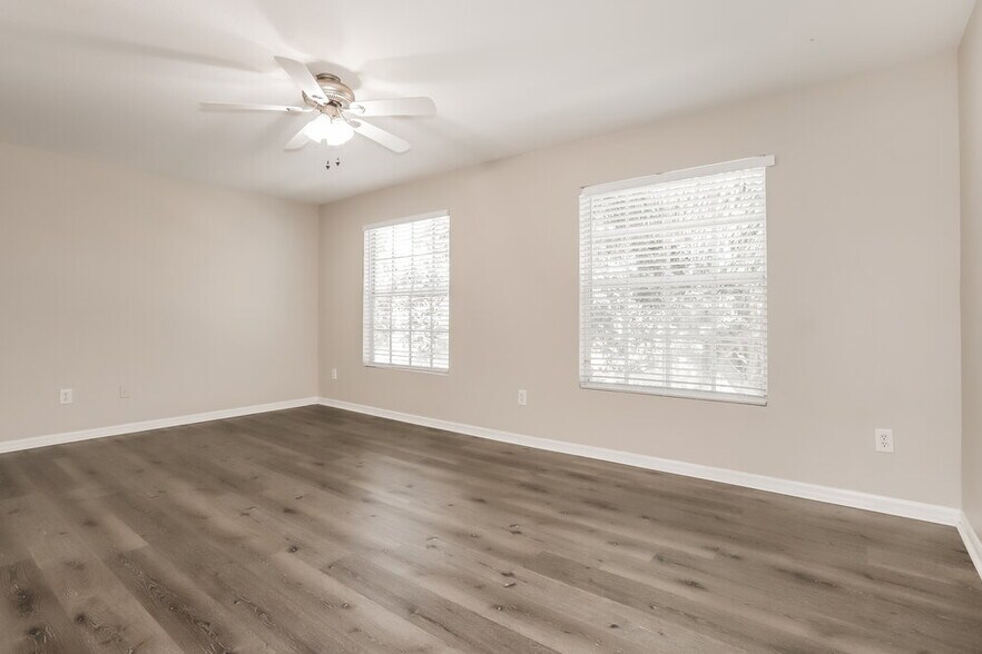 Building Photo - 17126 Falconridge Rd