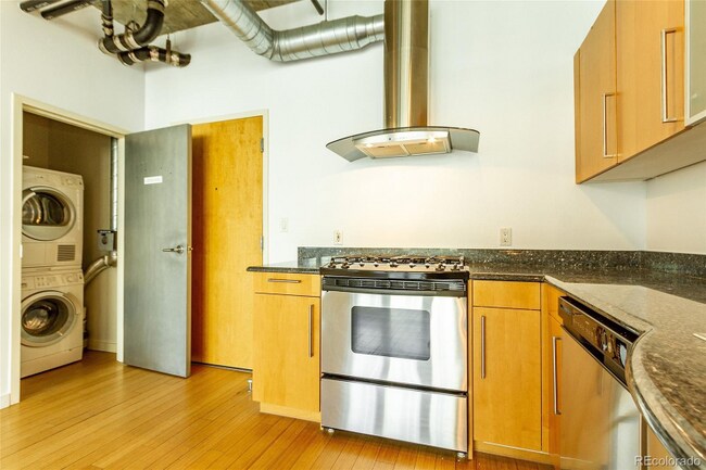 Building Photo - 1401 Wewatta St