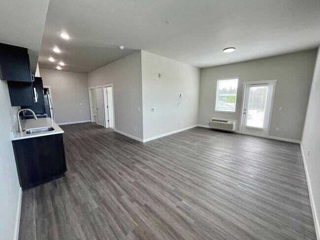 Interior Photo - New Luxury Apartments in South Salem
