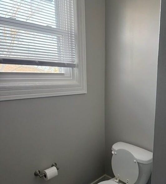 Bathroom - 112 W Main St