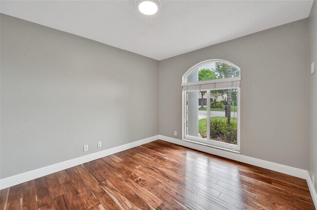 Building Photo - 8949 NW 45th Ct