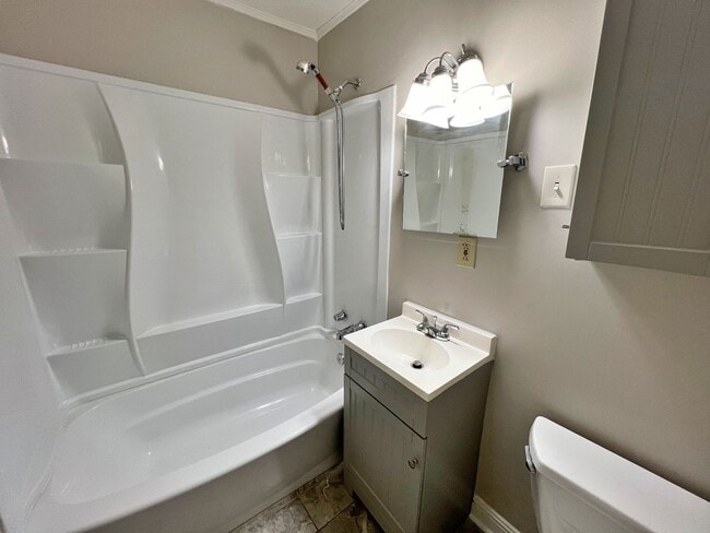 Building Photo - Move-In Ready 3BR Rental with Spacious Yard & Deck