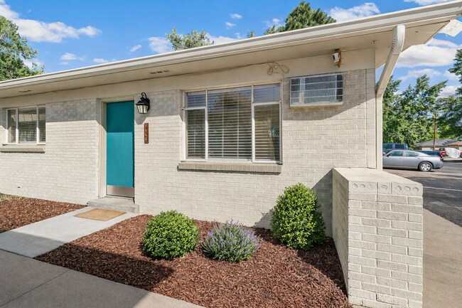 Building Photo - 1033 Ammons St