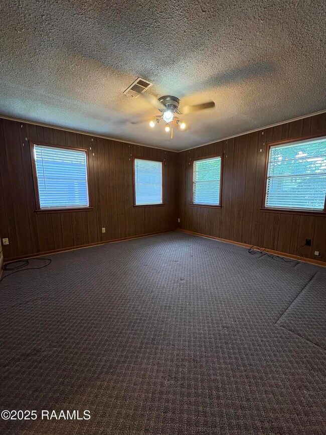 Building Photo - 134 Barton Pl