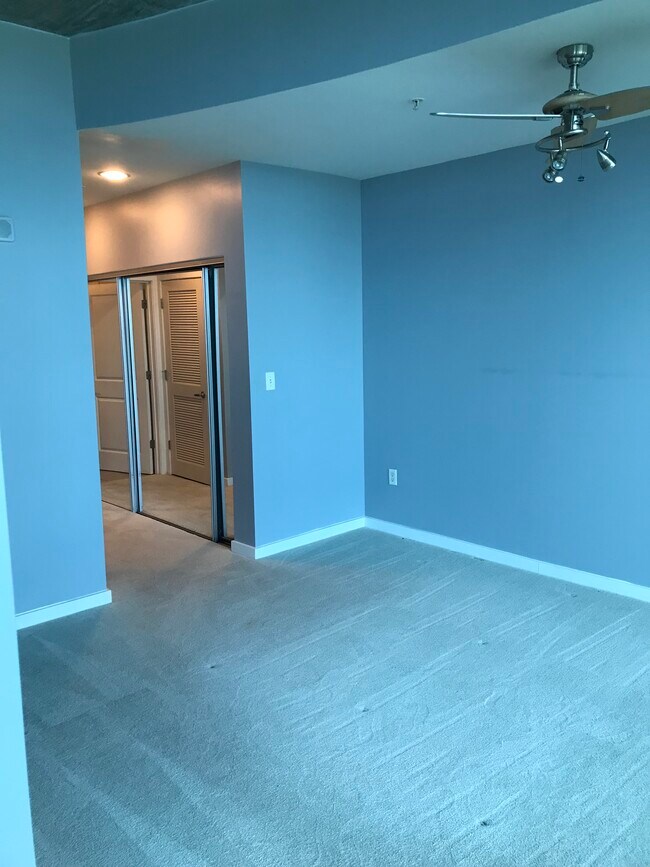 Building Photo - 210 N Church St