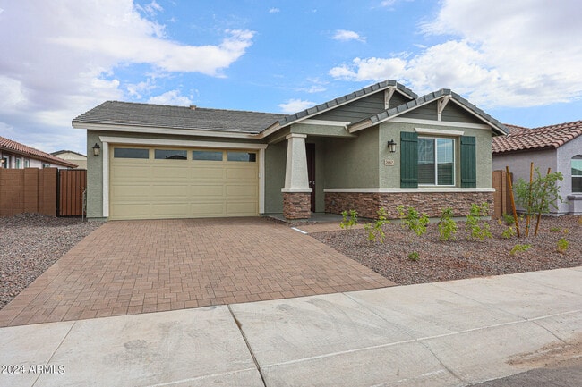 Building Photo - 7680 W Honeysuckle Dr