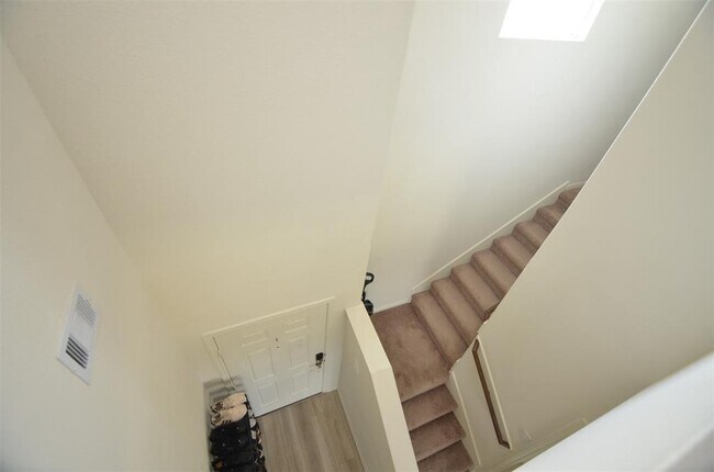 Building Photo - 2164 Mule Ridge Dr