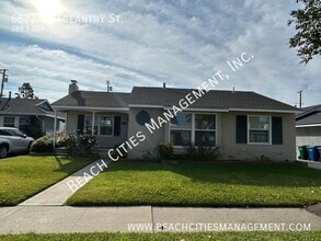 Building Photo - 6822 E Pageantry St