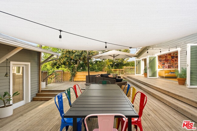 Building Photo - 6031 Mesa Ave