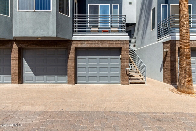 Primary Photo - 3633 N 3rd Ave