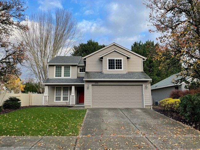 Building Photo - Adorable 4 Bedroom 2.5 Bath Home in Fisher's Landing! Fully Fenced Backyard! Mountain View High S...