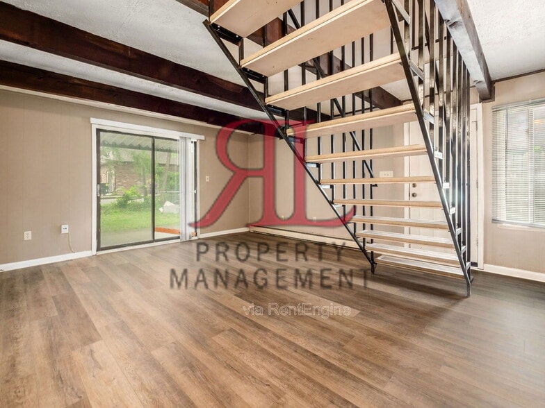 Building Photo - 4923 Myers Rd
