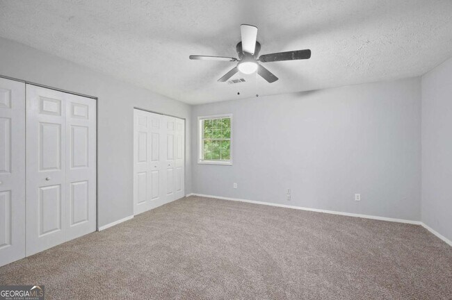Building Photo - 2897 Spruce Cir