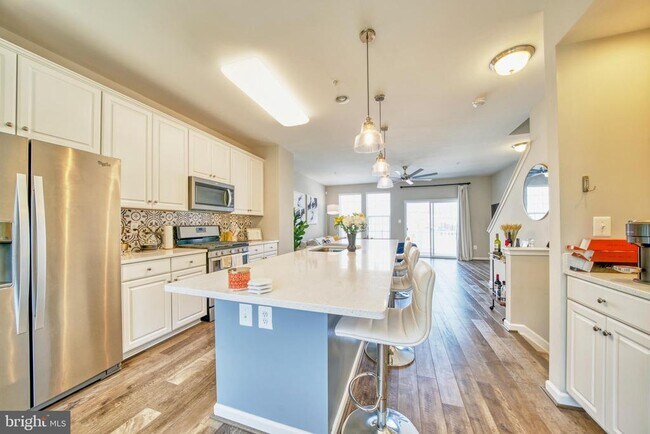 Building Photo - 18318 Woodhouse Ln
