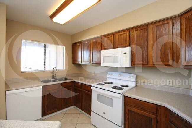 Building Photo - 13035 N 34th St