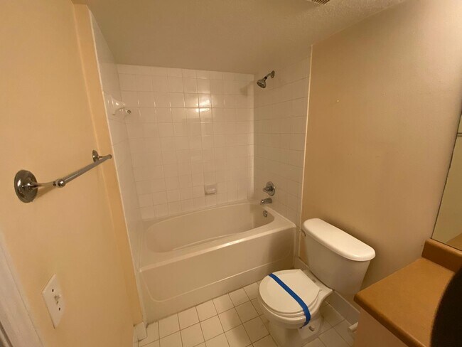 Building Photo - 4211 San Marino Blvd