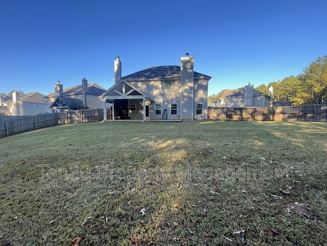 Building Photo - 236 Cedar Wy