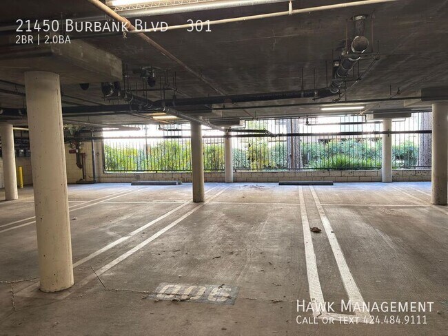 Building Photo - 21450 Burbank Blvd