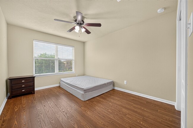Building Photo - 9106 Fuqua Breeze Dr