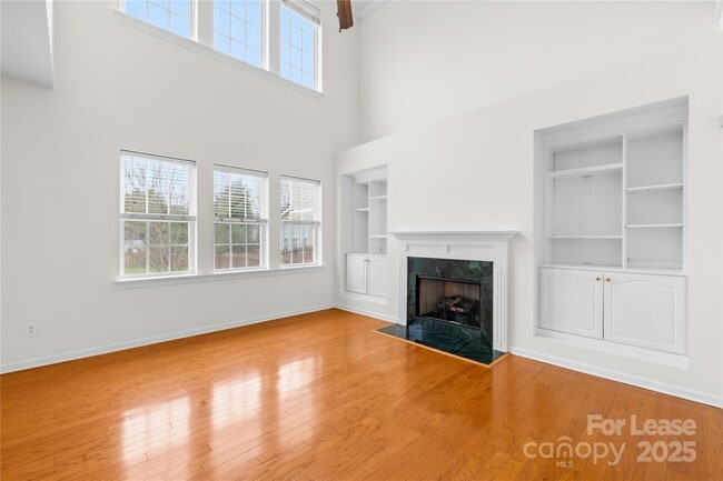 Building Photo - 10223 Kelso Ct