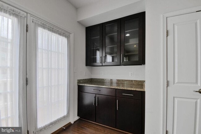 Building Photo - 3636 Wright Terrace