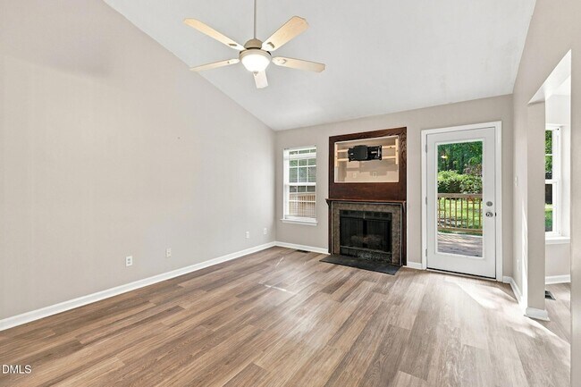 Building Photo - 108 Bristol Ct