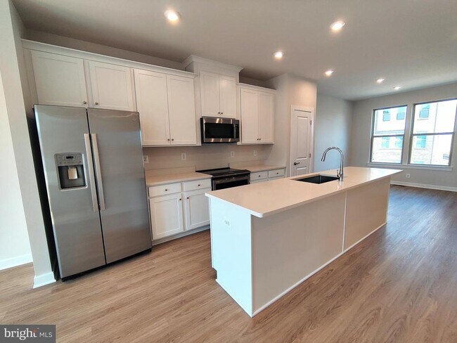 Building Photo - 13742 Cobble Lp